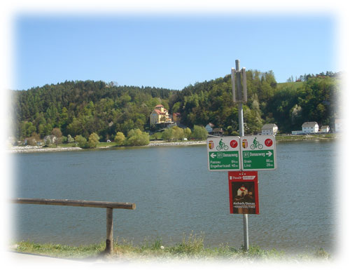 placehold